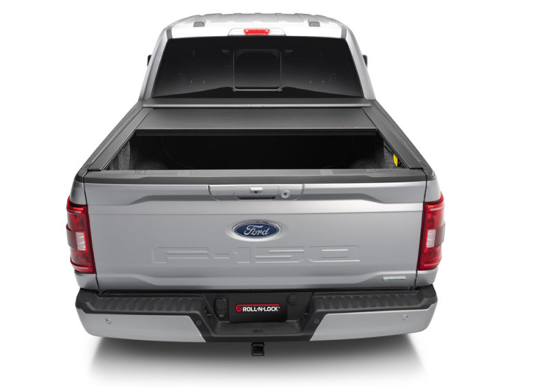 Roll-N-Lock 15-17 Ford F-150 65-5/8in E-Series Retractable Tonneau Cover