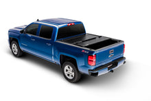 Load image into Gallery viewer, UnderCover 14-18 Chevy Silverado 1500 (19 Legacy) 5.8ft Flex Bed Cover