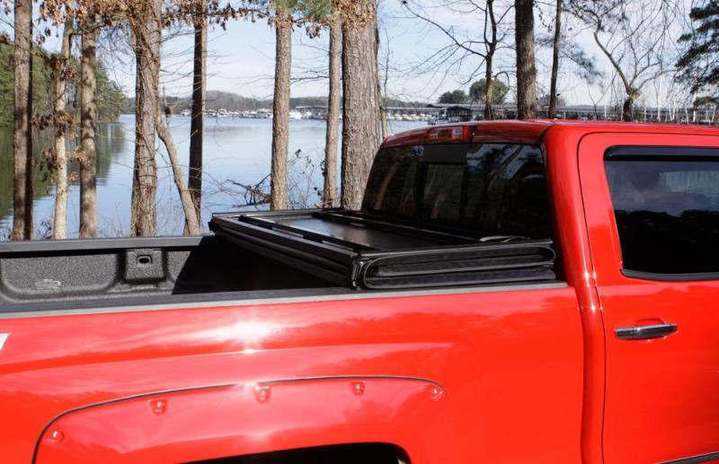 Lund 14-17 Chevy Silverado 1500 Fleetside (8ft. Bed) Hard Fold Tonneau Cover - Black