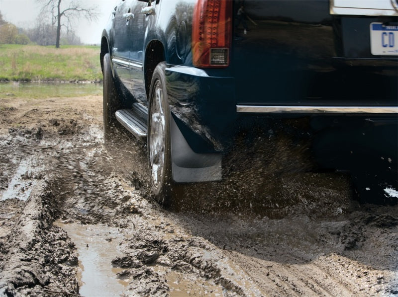 WeatherTech 14+ Chevrolet Silverado No Drill Mudflaps - Black