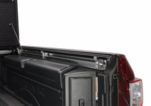 Load image into Gallery viewer, UnderCover 16-20 Nissan Titan 6.5ft Flex Bed Cover