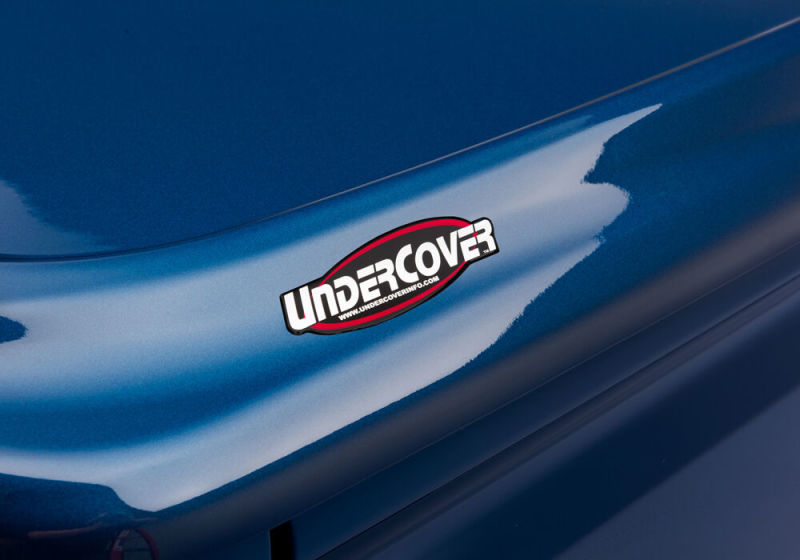 UnderCover 16-18 Chevy Silverado 1500 & 16-19 2500/3500HD 5.8ft Bed Lux Bed Cover - Pull Me Over Red