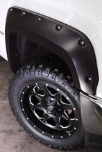 Load image into Gallery viewer, Bushwacker 18-19 Ford F-150 Max Pocket Style Flares 2pc - Black