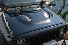 Load image into Gallery viewer, DV8 Offroad 07-18 Jeep Wrangler JK Rubicon 10th Anniversary Replica Hood