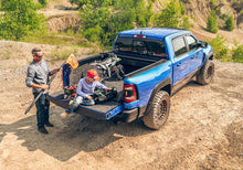 Load image into Gallery viewer, Retrax 19-22 Ford Ranger (5ft. Bed) Retrax IX