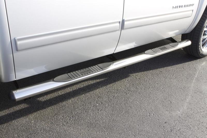 Lund 2019 Chevy Silverado 1500 Double Cab 4In Oval Straight SS Nerf Bars - Polished Stainless