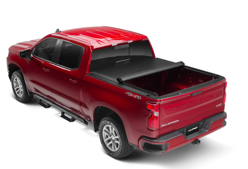 Lund 07-17 Chevy Silverado 1500 (5.5ft. Bed) Genesis Roll Up Tonneau Cover - Black