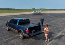 Load image into Gallery viewer, Retrax 04-08 F-150 Super Crew &amp; Super Cab 5.5ft Bed RetraxPRO MX