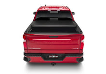 Load image into Gallery viewer, Truxedo 15-20 GMC Canyon &amp; Chevrolet Colorado w/Sport Bar 5ft Lo Pro Bed Cover