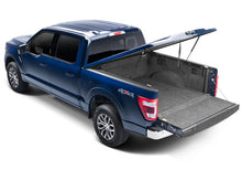 Load image into Gallery viewer, UnderCover 17-20 Ford F-250/F-350 6.8ft Elite LX Bed Cover - Star White Pearl