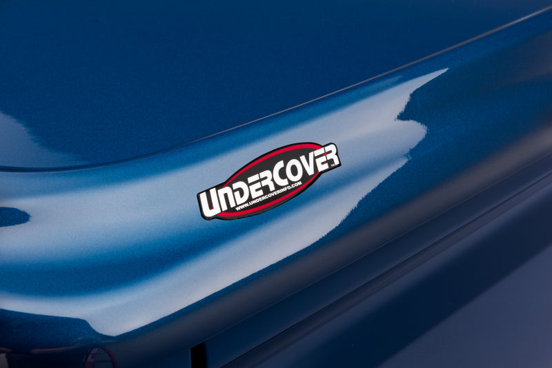 UnderCover 15-20 Ford F-150 5.5ft Lux Bed Cover - Blue Jeans