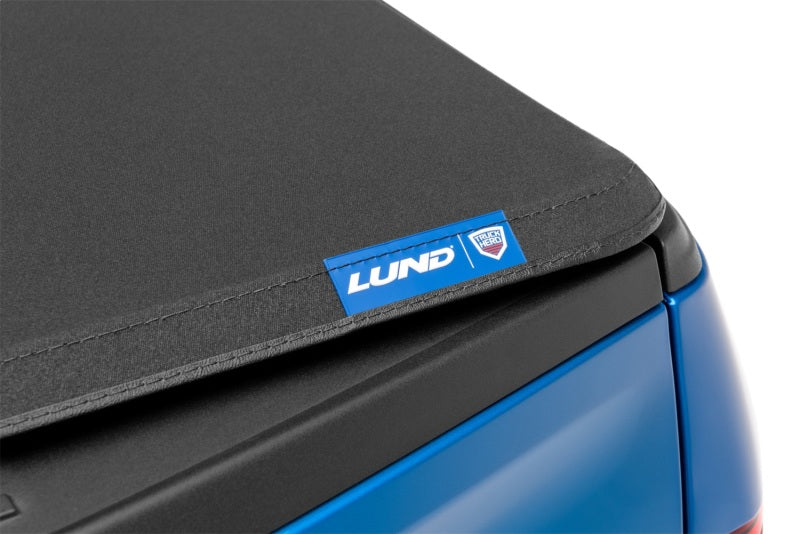 Lund 21+ Ford F-150 Genesis Elite Tri-Fold Tonneau Cover - Black