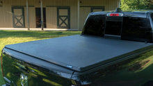 Load image into Gallery viewer, Lund 14-17 Chevy Silverado 1500 (8ft. Bed) Genesis Tri-Fold Tonneau Cover - Black