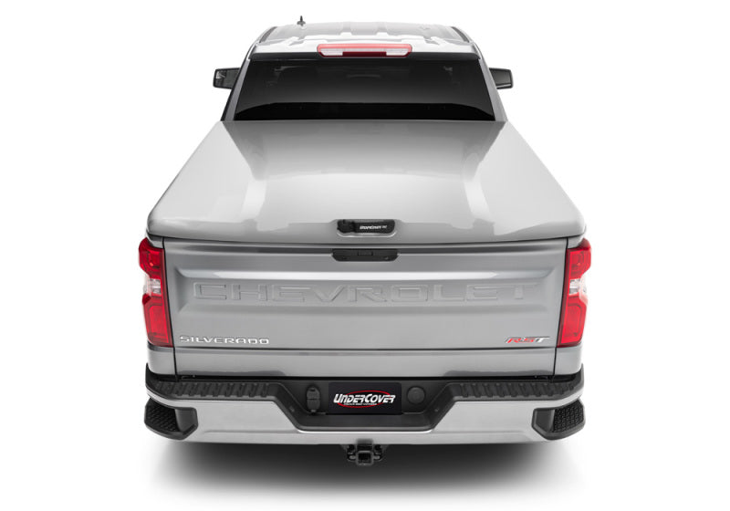 UnderCover 19-20 Chevy Silverado 1500 5.8ft Elite LX Bed Cover - Pacific Blue Metallic