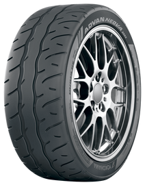 Yokohama Advan Neova AD09 Tire - 255/35R20 97W