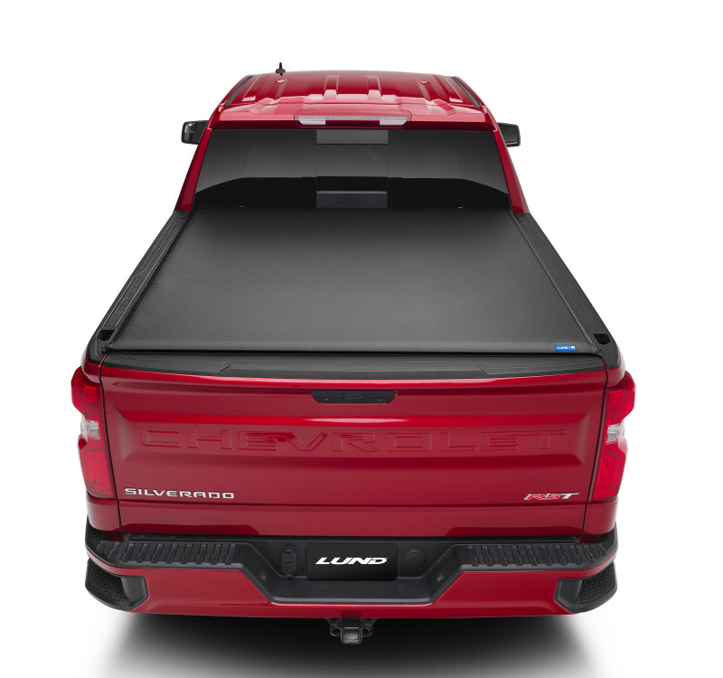 Lund 15-17 Chevy Colorado (5ft. Bed) Genesis Roll Up Tonneau Cover - Black