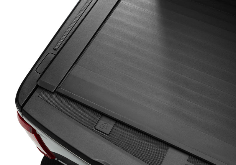 Roll-N-Lock 15-17 Ford F-150 77-3/8in E-Series Retractable Tonneau Cover